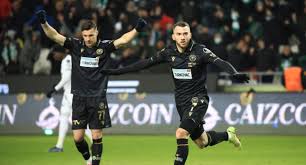 Foul von sokol cikalleshi (konyaspor). Konyaspor Tek Golle Guldu Trt Spor Turkiye Nin Guncel Spor Haber Kaynagi