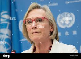 Carolyn jones hi-res stock photography and images