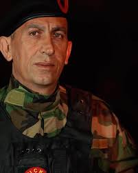 #PREMIERE: LIRI DOJMË NGA HAGA