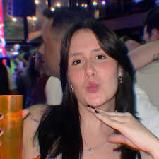 Hoje saiu umas fotos do meio curso e fiquei completamente emocionada e  grata por ter chegado onde cheguei e claro com a sua ajuda e a ajuda da  família. Minha inspiração e