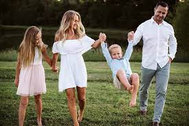 Fun Family Pictures Summer Family Pictures Fun Family Pictures Spring Family Pictures