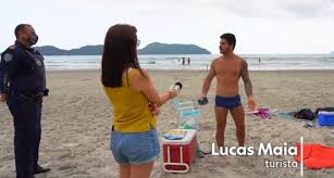 Mandetta assentiu que discordava de opiniões com o presidente, que defendia um isolamento vertical. Flagrado Na Praia Durante Fase Vermelha Funcionario Do Governo De Sp E Exonerado