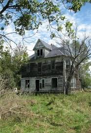 Https Www Facebook Com Hauntedattractionmagazine Photos A 128147983869865 17941 11788984489567 Abandoned Farm Houses Abandoned Houses Old Abandoned Buildings