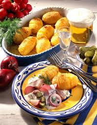 Unser Beliebtes Rezept Fur Schwedische Kartoffeln Mit Matjes Und Joghurt Schmand Sosse Und Mehr Als 55 000 Weitere Matjes Rezepte Matjes Schwedische Kartoffeln