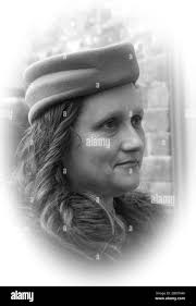 La moda del 1940 Foto e Immagini Stock in Bianco e Nero