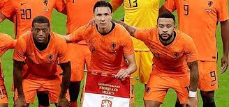 Volgens de telegraaf start steven berghuis in de basis en ontbreek georginio wijnaldum. Dramatisch Nieuws Voor Steven Berghuis Bij Oranje