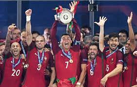 A milli futbol takımı, fransa'da düzenlenecek 2016 avrupa futbol şampiyonası'nda (euro 2016) d avrupa futbol şampiyonası finallerinde 1996, 2000 ve 2008'den sonra dördüncü kez mücadele. 2016 Avrupa Futbol Sampiyonasi Euro 2016