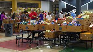 Save family volunteer night at rise against hunger orlando to your collection. Volunteers Prep Thanksgiving Meals For Orange Families