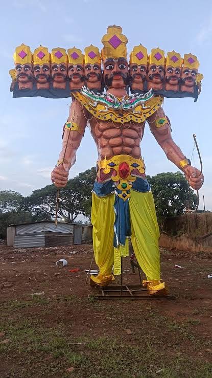 Over 6,000 people gathered together to burn evil from society | Gomantak Timese