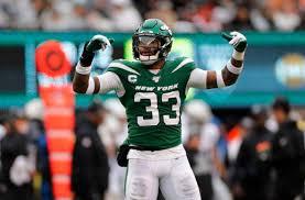 Jamal adams contract and salary cap details, full contract breakdowns, salaries, signing bonus jamal adams signed a 4 year, $22,258,738 contract with the new york jets, including a $14,328. Jamal Adams Trade Rumors Jets Expected To Stand Pat