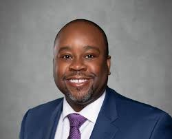 Meet Fulton County Customer Service Legend Anthony Warren! Mr. Warren, an  employee of Superior Court Administration, was commended by a team member  for being a depiction of a true Customer Service Legend.