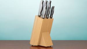 Things tagged with 'knife_holder' (233 things). How To Clean A Knife Block The Right Way