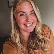 Amber Blanton's Instagram, Twitter & Facebook