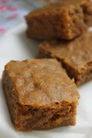 Gateau Moelleux A La Pomme Et Poudre D Amande Sans Lactose Sans Beurre Ni Oeuf La Cuisine D Anna Et Olivia Gateau Moelleux Recette Recettes Sucrees