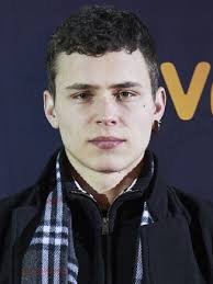 We are a fan account of arón piper (ander on élite and iago on el desorden que dejas). Aron Piper Adorocinema