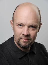 Andrew Collis's Instagram, Twitter & Facebook