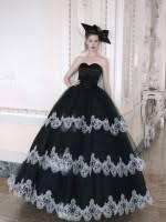 Vendita e confezionamento abiti da sposa e da cerimonia. Atelier Aimee Look Sposa