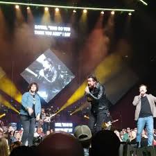 Il suffit de suivre les instructions. Dates De Tournee De Casting Crowns Billets De Concert Et Diffusions En Live
