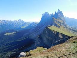 Der transport von tieren, fahrrädern oder anderen gegenständen ist auf vielen anlagen gestattet. Die Seceda Ein Traumhaftes Ski Und Wandergebiet Seceda Ortisei St Ulrich In Groeden Reisebewertungen Tripadvisor