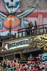 The Tampa Bay Buccaneers Pirate Ship At Raymond James Stadium Tampa Bay Buccaneers Green Bay Packers Pirates