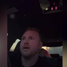 Lana Del Rey fans 'devastated' as iconic music video home caught up in  California fires