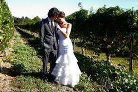 Country Style Lincourt Winery Wedding On A Full Moon Facebook Wedding Southern California Southern California Wedding Venues Wedding Venues