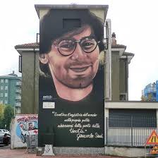 Giancarlo siani è stato un giornalista italiano, assassinato dalla camorra. Un Murale Per Ricordare Giancarlo Siani Il Cronista Vittima Della Camorra A Buccinasco L Iniziativa Contro Le Mafie La Repubblica