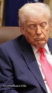 A Florida nurse had something to say to all the folks that think her attire  for work is inappropriate. 👀. Tap HERE to read the FULL STORY 👉🏾  https://atlantablackstar.com/2023/12/04/florida-nurse-claps-backs-at-critics-after-showing-off-curvy-body-in  ...