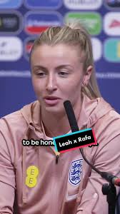“I paid her to say that!” 🤣 Leah Williamson and Rafaelle Souza describe  each other ahead of tomorrow’s Finalissima 🏟 #WomensFootball #Lionesses  #Brazil #England #ArsenalWomen