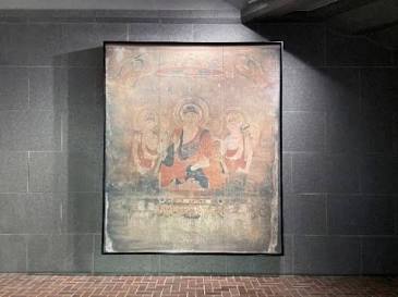 1949年の火災により焼損した法隆寺金堂壁画（AI 生成）