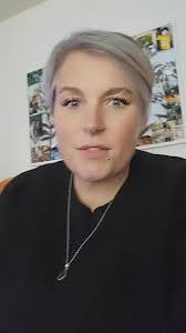 💬DIVINE🍒TIMING💬 (@.om.schantii)’s videos with original sound