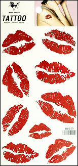 Amazon.com: Umama Tatuajes 1 hoja de labios rojos besos, tatuajes  temporales para hombres y mujeres, labios pintalabios sexy, amor,  caricatura, ...