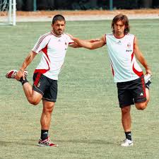 Đấy là tôi đang nói tới sự nghiệp của pirlo chứ không phải juventus. Gattuso Pirlo Vintage Football Football Tracksuits Ac Milan