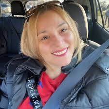 Laura Schied's Instagram, Twitter & Facebook