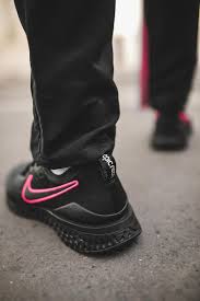 Nike air max '95 (ps). Paris Saint Germain X Nike Epic React Flyknit 2 Hypebeast