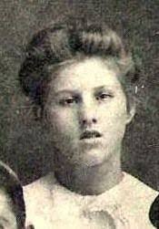 Ansley Meredith's Instagram, Twitter & Facebook