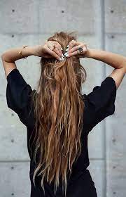 Long Hair Women S Styles The Pursuit Aesthetic Fashion Inspire Fashion Inspiration Magazine Beauty Ideaas Luxury Trends And More Long Messy Hair Long Hair Styles Hair Styles