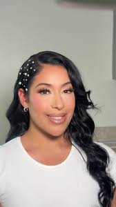 Hi beautiful ladies! I am a bridal hair & makeup artist in the area & would  love to assist you