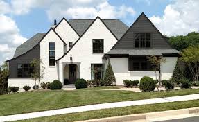 Black And White Brick Paint Black And White Exterior Black And White Exterior Paint Color White Paint Color Is Benjamin Moore Whit House Exterior White Exterior Paint Brick Paint Colors