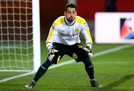 Yann sommer (29) ist bereit für die weltmeisterschaft 2018 in russland. Uefa Euro 2020 On Twitter Roman Burki Yann Sommer Marwin Hitz Who Would Be Your Swiss No1 At Euro2016 Https T Co 12fpo0o3lz