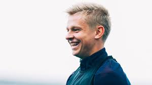 Главные страсти разыгрались уже в овертайме. Aleksandr Zinchenko Priznalsya Kto Emu Pomogaet V Manchester Siti Komanda 1
