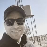 100+ perfiles de «Kenig»