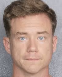 Florida mayor Dean Trantalis attacked by much younger ex-fiance Daniel  Curran violating domestic violence injunction