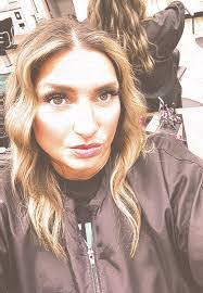 Vicki Satterfield's Instagram, Twitter & Facebook