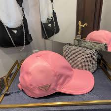 Men's split logo dad hat baseball cap pink. P Designer Baseball Cap Pink Women Men Snapbacks Fashion High Quality New Baseball Cap Sports Fashion Cap Luxury Mens Designer Baseball Caps Cap Shop Flexfit Caps From Designer Jewellery 56 44 Dhgate Com