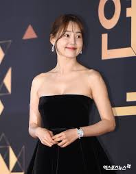 이지혜 / lee ji hye. Stars Look Glamorous On The Red Carpet At The Kbs Drama Awards Kissasian