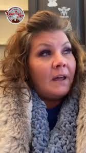 Duckee's Pit Stop? Nope. Had to shoo them on, not enough room! #DuckLife  #SarahBethTerry #FunnyAnimals #Reels #Comedy