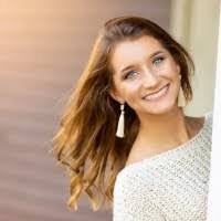 Madelyn Grubbs's Instagram, Twitter & Facebook