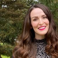 Devon Mcdermott's Instagram, Twitter & Facebook