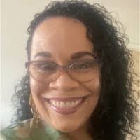 Denise Riggins's Instagram, Twitter & Facebook